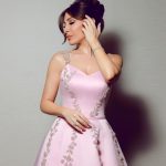 Yara Instagram - ما بدّي منَّك أنا إلّا تغازلني زيادي …💕✨ 📸 from the #wedding Dressed by: @aavvafashion 💞 Jewelry: @samrajewellery Hair: @wassimsteve Contact lens: My collection “Lilium Hazel” @samacontactlens 👁 Photographer: @georgeschamieh #Yara | #يارا United Arab Emirates