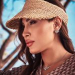 Yara Instagram - Reminiscing the days of Love Me, Love Me Not- with the softness and purity of the Daisy Flower. 🌼 Discover Love Me, Love Me Not- Handcrafted in 18K White Gold with Brilliant Diamonds and Yellow Sapphires. 💛 @samrajewellery ❤️ #LoveMeLoveMeNot #Feminine #Radiance #Diamond #SamraDubai ‏ ذكريات أيام بتحب ما بتحب - مع نعومة ونقاء زهرة الديزي. ‏اكتشفت مجموعة #بتحب_ما_بتحب، المصنوعه يدويًا من الذهب الأبيض مع الماس اللامع والياقوت الأصفر.✨ #Yara | #يارا . . . #Yaralb_lovers #YaraCollection #YaraFans #يارا_لوفرز #يارا_فانز UAE