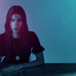 Yara Instagram - عودة إلى آخر ألبوماتي الخليجية معكم يا #غير_الناس 🎶🤍 شاركوني ذكرياتكم مع أغاني الألبوم 😍 #Yara | #يارا . . . #يارا_لوفرز #yaralb_lovers #yarafans #يارا_فانز #GheirElNas