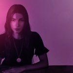 Yara Instagram - عودة إلى آخر ألبوماتي الخليجية معكم يا #غير_الناس 🎶🤍 شاركوني ذكرياتكم مع أغاني الألبوم 😍 #Yara | #يارا . . . #يارا_لوفرز #yaralb_lovers #yarafans #يارا_فانز #GheirElNas
