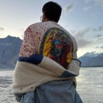 Yasir Hussain Instagram - Azaad #dildajani #skardu #indusriver Pc @shahzadsheikh37 👕 @zillestudio_kukisphotography