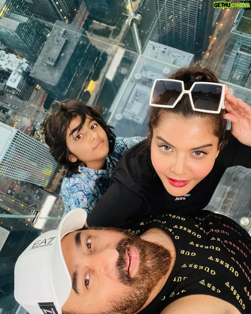 Yasir Nawaz Instagram - Willis tower Chicago ❤