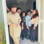 Yasir Nawaz Instagram - SIBLINGS LOVE the un breakable bond❤️
