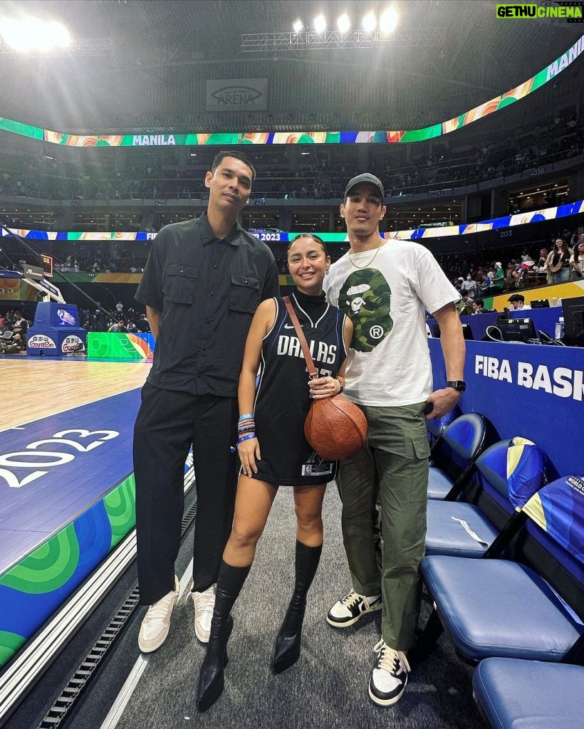 Yassi Pressman Instagram - more snaps #FIBAWC #FIBAWorldCup2023 it was always so fun cant wait for 2027 🤣
