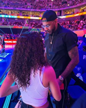 Yassi Pressman Instagram - AHHHHH fan moment with Melo  lol. watch me try to “stay calm” sa last clip 🤣 @carmeloanthony 
super bait niya! 🏀⛹🏽

📍FIBA WORLD CUP FINALS Was so fuuuuun yesterday!!!! 
 #FIBAWC 
thanks fam @letsgogonow @bk_4.7 🫶🏻
