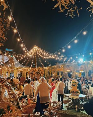 Yassi Pressman Instagram - a beautiful night of love 🫶🏻🤍🎇
swipe to the end for a kilig surrrpwiiz 🙈😍🥰