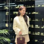 Yeri Instagram - 청담국제고등학교를 사랑해주신 모든 여러분들 감사합니다 열심히 준비한 작품이 너무 큰 사랑을 받아서 요즘 저희 팀 모두가 정말 행복합니다 제나를 만나서 많은 것을 배울 수 있었어요 부디… 저희를 잊지 말고 계속 궁금해하고 찾아주세요…🖤🔎💰🪬🔪 감사드립니다 ! #청담국제고등학교