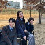Yeri Instagram - 청담국제고등학교를 사랑해주신 모든 여러분들 감사합니다 열심히 준비한 작품이 너무 큰 사랑을 받아서 요즘 저희 팀 모두가 정말 행복합니다 제나를 만나서 많은 것을 배울 수 있었어요 부디… 저희를 잊지 말고 계속 궁금해하고 찾아주세요…🖤🔎💰🪬🔪 감사드립니다 ! #청담국제고등학교