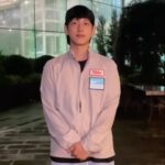 Yim Si-wan Instagram - 🪣2023 아이스버킷 챌린지🧊 조원희형님의 지목으로 아이스버킷챌린지에 도전합니다. 제가 지목하는 3명은 이시영누나 @leesiyoung38 , 최시원형님 @siwonchoi , 추성훈형님 @akiyamachoo 입니다. 24시간 안에 아이스버킷챌린지에 도전해주세요!! 그리고 3명씩 또 지목해주세요. 대한민국 첫번째 루게릭요양병원 건립을 위해 함께 해주세요~ 지목받은 사람은 24시간 이내에 얼음물을 뒤집어쓰거나 10만 원을 루게릭요양병원 건립을 위해 기부합니다. 얼음물을 뒤집어쓴 영상과 세 명의 다음 도전자를 지목해 SNS에 올립니다. 아이스버킷 챌린지 기부하기 신한은행 예금주: 승일희망재단 신한은행 100-028-685586 #루게릭요양병원건립 #아이스버킷챌린지 #2023아이스버킷챌린지 #승일희망재단