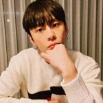 Yong Jun-hyung Instagram - 🍕📺🎄💚