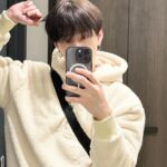 Yong Jun-hyung Instagram - 거울모음zip
