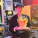 Yong Jun-hyung Instagram - 고마운 마음들 때문에 질척거리다가 못보내줄뻔한 생일이 지났습니다. 모든 순간들이 선물이었고, 받은 마음들 잘 가지고 있다가 꼭 돌려드릴게요 :) 축하해주신 모든 분들 감사합니다❤️(사진 불펌 죄송해요 🤣)