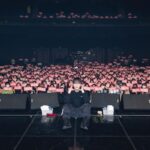 Yong Jun-hyung Instagram - 거실에 붙여놓았던 셋리스트를 선뜻 떼어내지 못하고 아직 그대로 두었어요. 후련할 것 같았는데 섭섭하기도 하고 벌써 그립고 그렇네요. 무대에서 바라본 장면은 여전히 아름다웠고, 다시 이곳에 오르게 해주신 모든 분들께 진심으로 감사합니다. 행복했습니다 🤍 (첫번째사진은 퍼왔어요.. 찍어주신분 감사합니다 🤗)