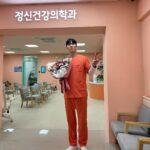 Yoo In-soo Instagram - 정신병동에도 아침이 와요🌞