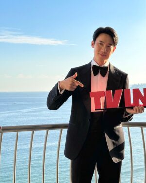 Yoo Yeon-seok Instagram - #부산국제영화제 #BIFF