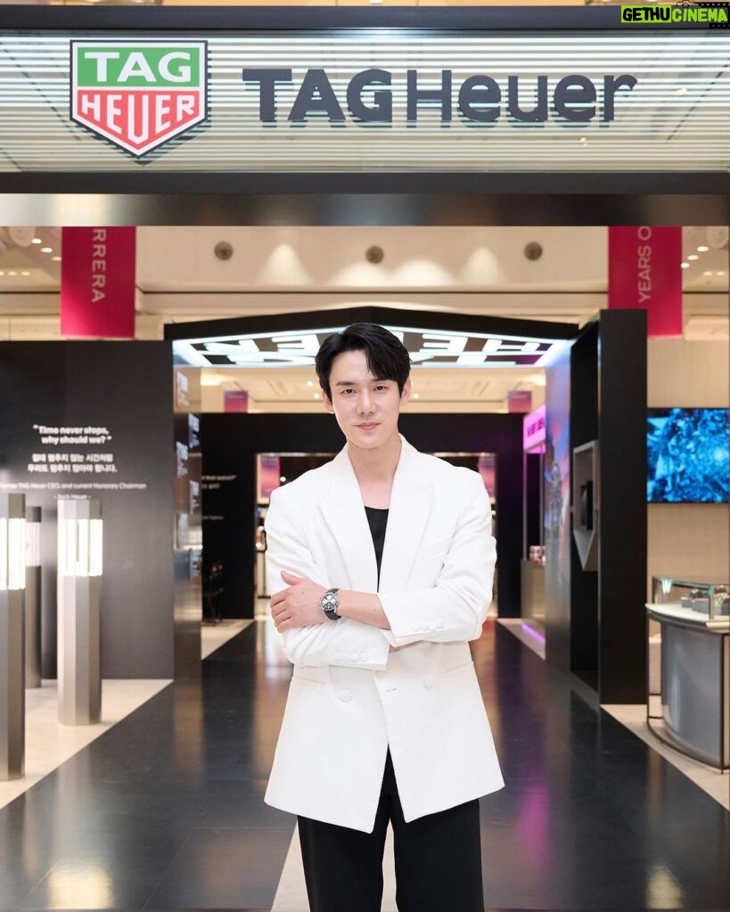 Yoo Yeon-seok Instagram - #광고 #태그호이어 #태그호이어까레라 #TAGHeuerCarerra60 @tagheuer