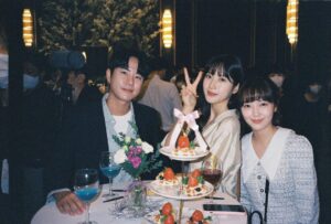 Yoo Yeon-seok Instagram - 우리 영포점 식구들📸