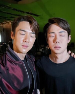 Yoo Yeon-seok Instagram - #수리남 #데이빗 트윈스 ㅋㅋㅋ #narcosaints