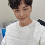 Yook Sung-jae Instagram -