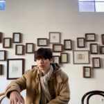Yook Sung-jae Instagram - 미팅 하느라 지쳤어요..😂