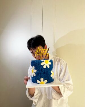 Yoon Chan-young Instagram - 🎂❤️