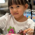 Yuanita Christiani Instagram - Profesor Ariella menjabarkan kebutuhan hidup manusia itu apa aja. Ada yang setuju? waktu dan tempat dipersilahkan #3yearsold