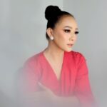 Yuanita Christiani Instagram - Embrace yourself, accept and love yourself. And you will shine✨ . Brushed @ay.mua