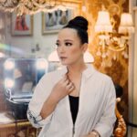 Yuanita Christiani Instagram - wake up and make up✨ . brushed @donnaliong.makeup hair @lynn.makeuphairdo