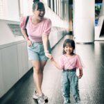 Yuanita Christiani Instagram - Paling happy kalo bisa pake baju couple gini sama ayiewa hihihihi Thank you @ariellainstyle super cute top nya. Fyi, itu pose2nya arahan dari anak kecil loh hahaha