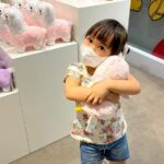 Yuanita Christiani Instagram - Lagu kebangsaan sebelum tidur, nantikan lagu-laguku yang lain 🧛‍♀️#3yearsold