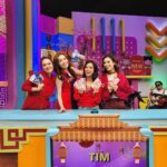 Yuanita Christiani Instagram - Hari ini, Dreambox Indonesia di trans TV 23 januari pkl 16.30 Kira-kira berhasil bawa berapa angpao yah tim kita? hahahahahaha