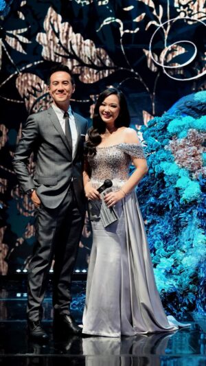 Yuanita Christiani Instagram - work with a grateful & joyful heart
.
Dress @bypriscaadelina 
Brushed @zevalevielmakeup