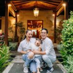 Yuanita Christiani Instagram - Anak gadis kami yang bulan depan 3 tahun. Definisi sesungguhnya "gak berasa yah waktu tuh cepet banget deh". Terimakasih Ariella untuk banyak warna dan senyum yang selalu kamu berikan❤️ @ariellalenorawiguna . 📸 @sweet.escape
