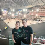 Yuanita Christiani Instagram – Salam sobat martin! #coldplaysingapore 
.
👚 @viviang.collection National Stadium, Singapore