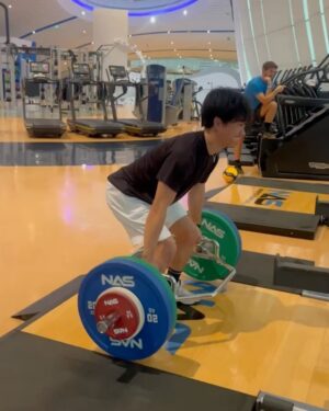 Yuki Tsunoda Instagram - Burning off the winter calories with @johnnoonancoach 😤​