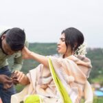 Yukti Kapoor Instagram - The secret behind a look is the makeup artist and the artist’s connection, understanding the need of the hour and ensuring Kirti fits the profile... each success is partly to the makeup that @radhe_kashyap_123 so a part of... because he brings Kirti to life, just like I do ☺️ #gratitude Keep watching KEH DOON TUMHEIN at 11 pm on @starplus 😇 🎥 @psycameraman #behindthescenes #bts #reelsvideo #reelsinstagram #reelitfeelit #reelsindia #kirti #actorslife #kirtisbgm #gratefulheart #makeupartist