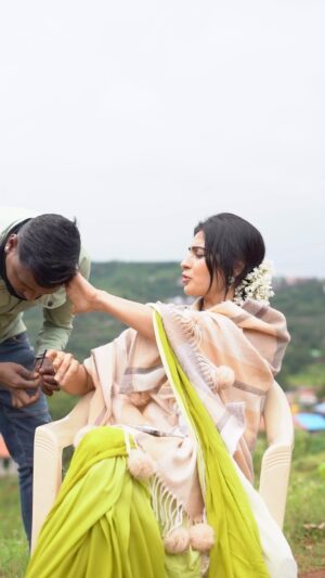 Yukti Kapoor Instagram - The secret behind a look is the makeup artist and the artist’s connection, understanding the need of the hour and ensuring Kirti fits the profile... each success is partly to the makeup that @radhe_kashyap_123 so a part of... because he brings Kirti to life, just like I do ☺️ #gratitude 

Keep watching KEH DOON TUMHEIN at 11 pm on @starplus 😇

🎥 @psycameraman 

#behindthescenes #bts #reelsvideo #reelsinstagram #reelitfeelit #reelsindia #kirti #actorslife #kirtisbgm #gratefulheart #makeupartist