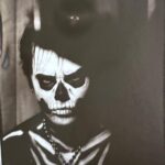 Yungblud Instagram - im not broken, im just a little depressed … 🖤🖤🖤
