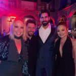 Yuri Vargas Instagram - Un Poco de esta Noche Soñada @elsenordeloscielos @telemundo @haroldsanchez5117 @karenbarroeta @rubencortada @jenngomezvita @gomezvitaentertainment @augussrodriguez @sebasgonzalezo @afri_zavala @xcantuarias22 @andysalastv @valdivionski 🖤🖤🎬🙏