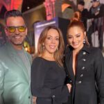 Yuri Vargas Instagram - Un Poco de esta Noche Soñada @elsenordeloscielos @telemundo @haroldsanchez5117 @karenbarroeta @rubencortada @jenngomezvita @gomezvitaentertainment @augussrodriguez @sebasgonzalezo @afri_zavala @xcantuarias22 @andysalastv @valdivionski 🖤🖤🎬🙏