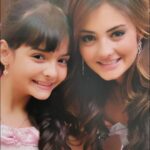 Yuri Vargas Instagram - Hola Majito @majovargas1 ❤️ Hoy quiero celebrar tu cumpleaños 🎂, pero quiero celebrar también por La joven que se fue el 10 de febrero del año 2022 a otro país, a cumplir sus sueños Sola y la Mujer que Cuidad de Mexico me devolvió, esa mujer Madura, con tantos cambios maravillosos. Me siento orgullosa de la hermana que tengo, por lo que has logrado y lograrás! Siempre recuerda de lo afortunados que somos por poder vivir haciendo lo que nos gusta. Te amo ❤️🎉🎉🎉🎉🎉🎉🎉🎉🎉🎉🎉🎉🎉🎉🎉🎉🎉🎉🎉🎉