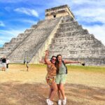 Yuri Vargas Instagram - Primera foto: Ella es mi reina mi madre que amo 😍 Segunda foto: mi padre y hermana que son mi vida 😍 Tercera foto : mi abuela y tío que son muy importantes en nuestras vidas gracias por estos momentos maravillosos de recarga el alma los amo Chitzen Itza