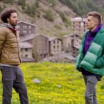 Yury Dud Instagram - Русскоязычный стендап во время войны. ДАННОЕ СООБЩЕНИЕ (МАТЕРИАЛ) СОЗДАНО И (ИЛИ) РАСПРОСТРАНЕНО ИНОСТРАННЫМ СРЕДСТВОМ МАССОВОЙ ИНФОРМАЦИИ, ВЫПОЛНЯЮЩИМ ФУНКЦИИ ИНОСТРАННОГО АГЕНТА, И (ИЛИ) РОССИЙСКИМ ЮРИДИЧЕСКИМ ЛИЦОМ, ВЫПОЛНЯЮЩИМ ФУНКЦИИ ИНОСТРАННОГО АГЕНТА Дмитрий Романов @romahadima в 2010 году переехал из Одессы в Москву, построил успешную стендап-карьеру (ТНТ, рубрика в «Вечернем Урганте», концертный тур на полсотни городов) и не высказывался о политике. Когда началась война, он уехал из России и призвал делать то же самое коллег: «Рецепт один – выезжать и заявлять, что ты против. Ты потеряешь в моменте что-то, но у этих людей много денег, и они могут себе это позволить. Не сделав это, ты окончательно останешься на темной стороне». Мы встретились с Романовым в Польше (где он месяц отработал волонтером) и Андорре (где он сейчас живет) и поговорили о том, как и почему изменилась его жизнь. Ссылка – в профиле.