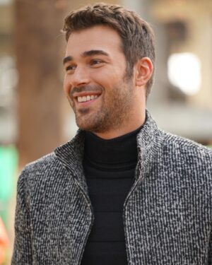 Yusuf Çim Instagram - #Servet bu akşam 20.00 @showtv de ! #CanYiğit