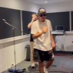 Yvick Letexier Instagram - NOUVELLE VIDÉO YOUTUBE EN LIGNE : LES JONES. LIEN DANS MA BIO Pose toi, tranquille et matte moi dont ça ❤️ Nashville, Tennessee