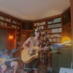 Yvick Letexier Instagram - NOUVELLE VIDÉO YOUTUBE EN LIGNE : LES JONES. LIEN DANS MA BIO Pose toi, tranquille et matte moi dont ça ❤️ Nashville, Tennessee