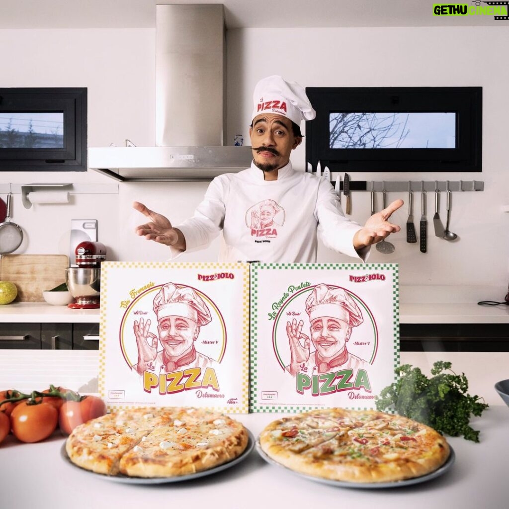 Yvick Letexier Instagram - NOUVELLE VIDÉO YOUTUBE EN LIGNE 🍕… le lien dans ma bio. Rendez-vous dans ton magasin Carrefour/Auchan le + proche … (si tu comprends pas pourquoi je dis ça, fonce voir la vidéo). Emozione, Kévino 📸 @samuel_nogues @d_nouy @pizzaiolofficiel #pizzaiolofficiel