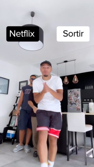 Mister V Instagram - Petit challenge à la mode pour vous la commu j’espère que vous kiffez l’influence que je propose avec ce concept tout nouveau issu de l’application TikTok