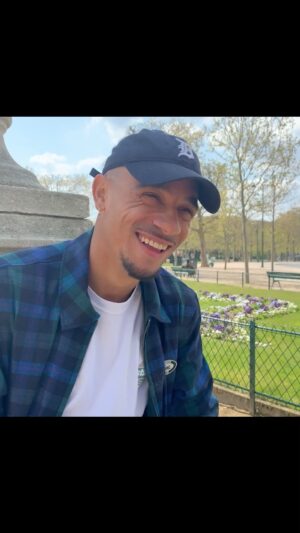 Mister V Instagram - Bientôt pas en salle, feat @anaide.rozam / 🎥 @islawson