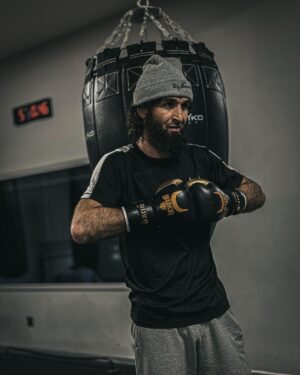 Zabit Magomedsharipov Instagram - @bukaboxing 🥊